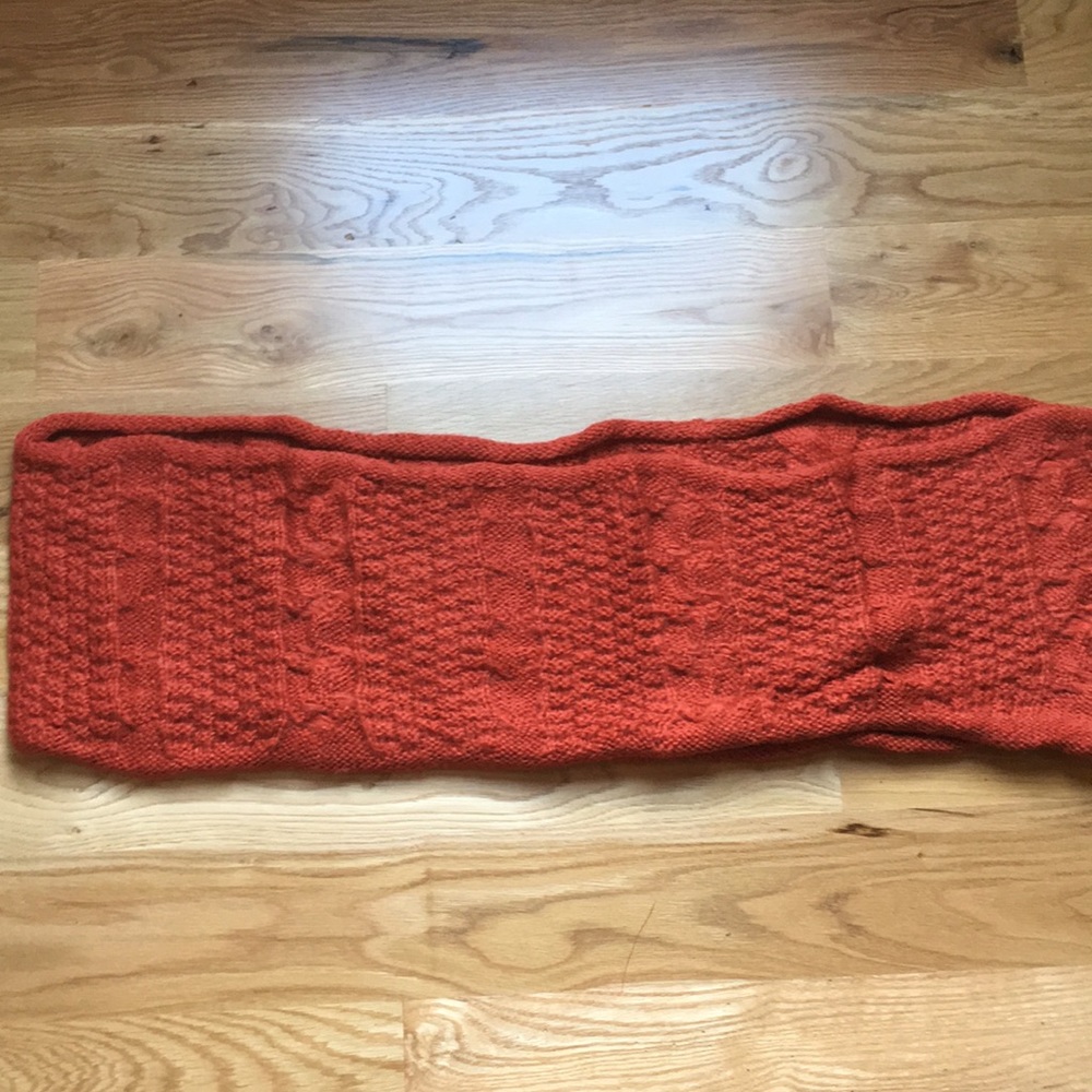 Cable Knit Infinity Scarf Bundle - Picture 5 of 7